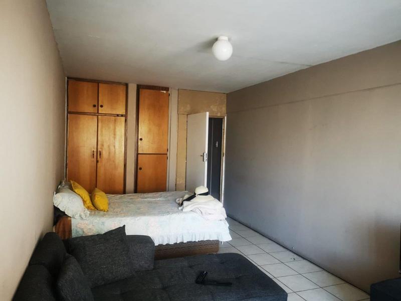 1 Bedroom Property for Sale in Bloemfontein Free State